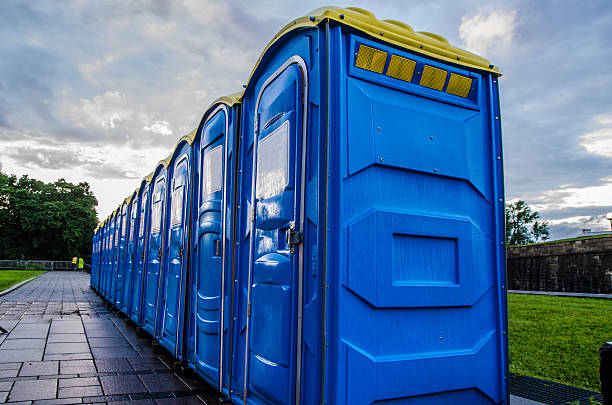 Best Luxury portable toilet rental  in Palm River Clair Mel, FL